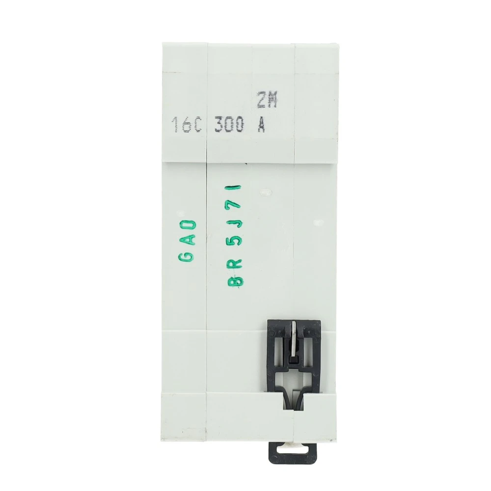 Miniatuur van Eaton aardlekautomaat 1-polig+nul 16A C-kar 300mA (PKNM-16/1N/C/03-A-MW)