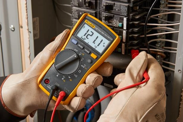 Miniatuur van FLUKE multimeter FLUKE-115 EUR tot 600V (2583583)