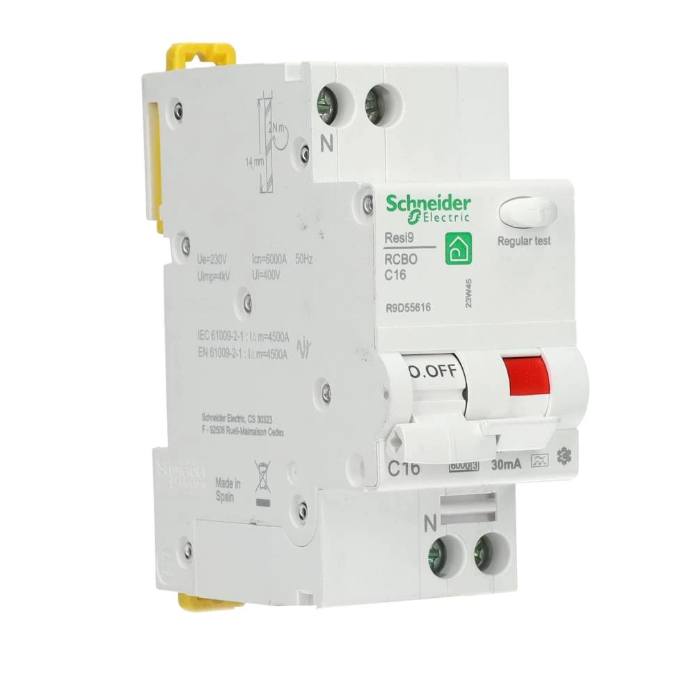Miniatuur van Schneider Electric aardlekautomaat 1-polig+nul 16A C-kar 30mA (R9D55616)
