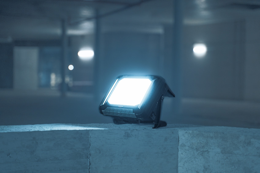 Miniatuur van BRENNENSTUHL multi batterij LED bouwlamp compatible met verschillende 18V accu's 3150lm (1173700007)