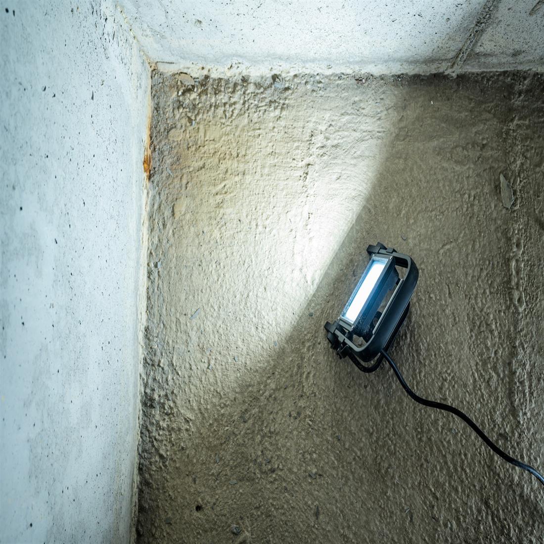 Miniatuur van BRENNENSTUHL bouwlamp Jaro 20W 2300lm 6500K IP65 2 meter kabel (1171250243)