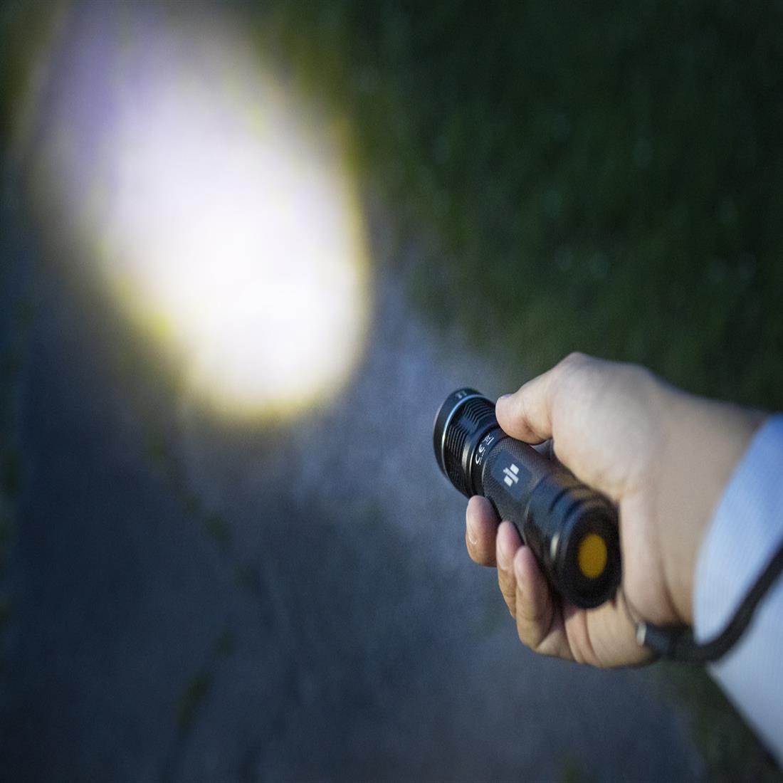 Miniatuur van BRENNENSTUHL zaklamp 630lm 6500K IP67 (1178600400)