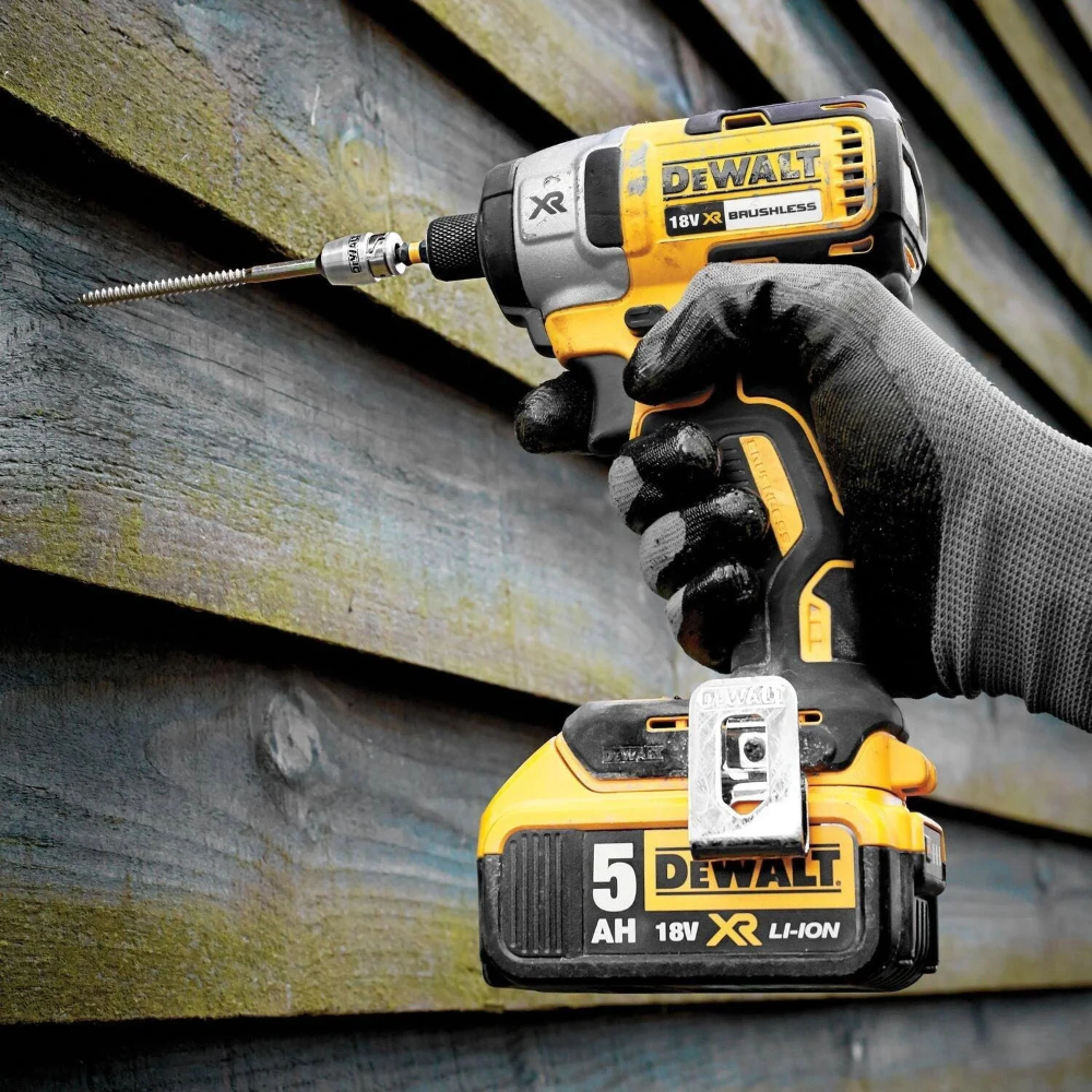Miniatuur van DeWALT accu slagschroevendraaier 205Nm 18V XR 2x5.0Ah in TSTAK koffer (DCF887P2-QW)