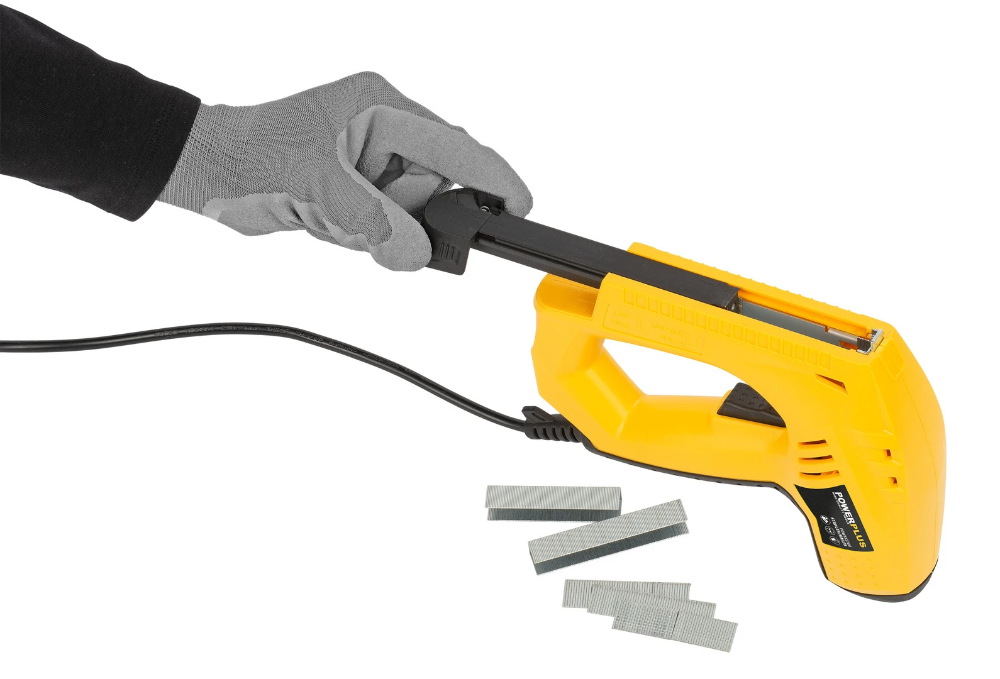 Miniatuur van PowerPlus elektrische afwerktacker 230V 45W - set met 200 nieten en 100 spijkers (POWX13700)