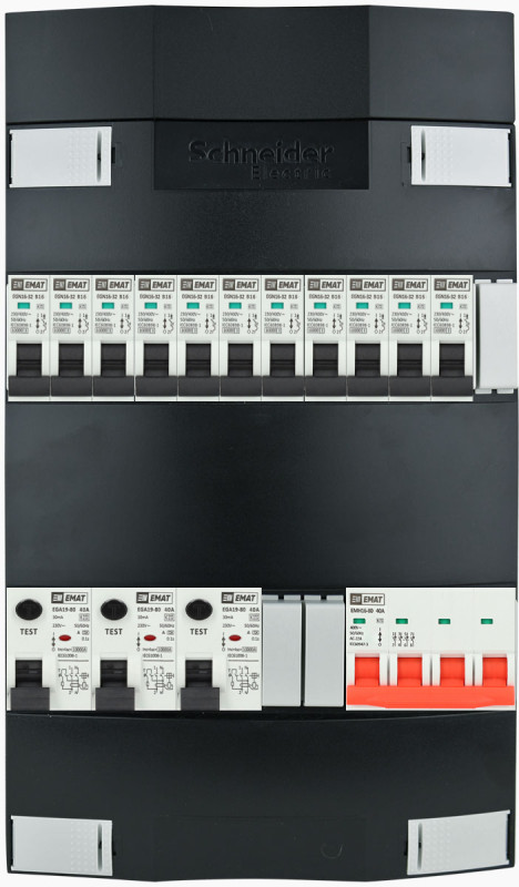 Miniatuur van EMAT Schneider groepenkast 11 groepen 3 fase 220x380 (BxH)