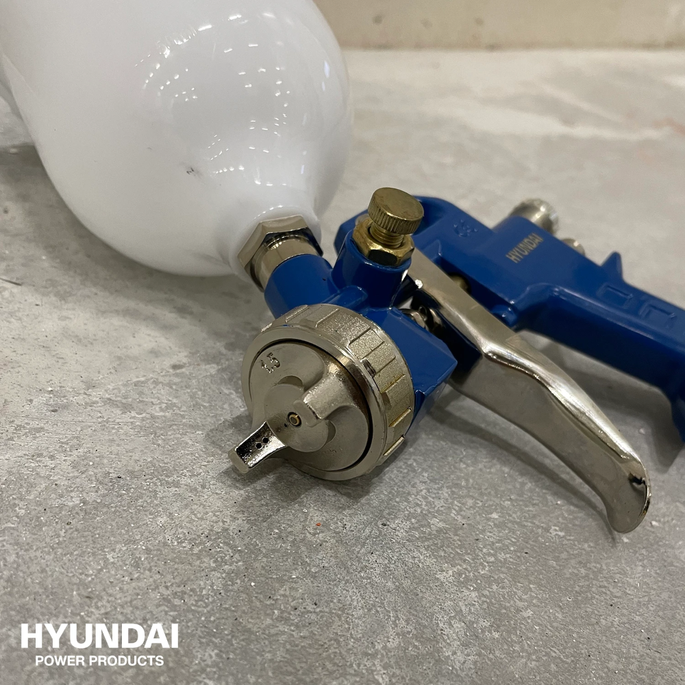 Miniatuur van Hyundai accessoires compressor verfspuit vloeistofspuit bandenvulpistool blaaspistool en slang 5-delig (55901)