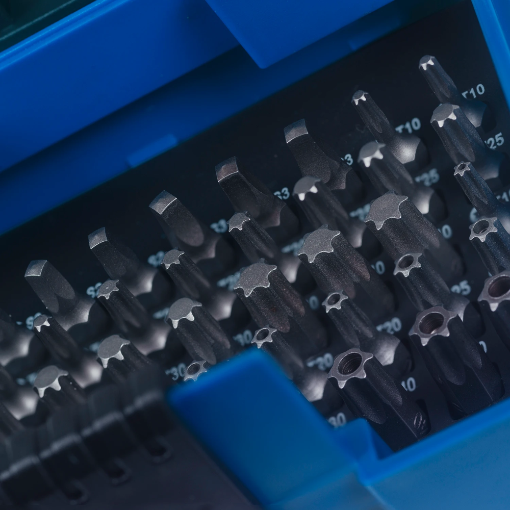 Miniatuur van Hyundai bitset met magnetische snelwissel bithouder en opbergcase 102-delig (59400)