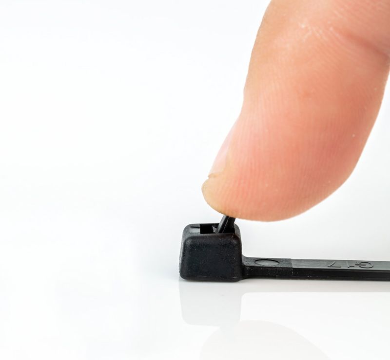 Miniatuur van WKK tie wraps 3.6x300mm hittebestendig (120°C) zwart - per 100 stuks (120194071)