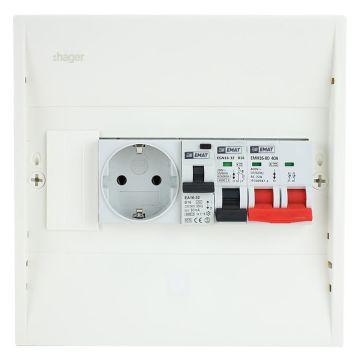 EMAT PV-verdeler B16 groep met B16 alamat en hoofdschakelaar (PV0009)