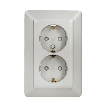 Kopp HK02 stopcontact half-inbouw met randaarde en kinderbeveiliging 2-voudig staal (927720003)